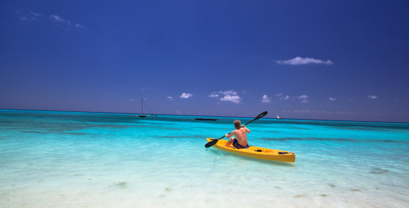 Manta-Resort-Kayaking