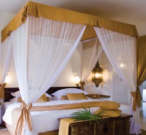 Zanzibar-Baraza-Resort-and-Spa-Bed