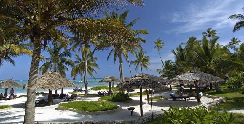 Zanzibar-Breezes-Beach-Club-and-Spa-Thatched-Canopy